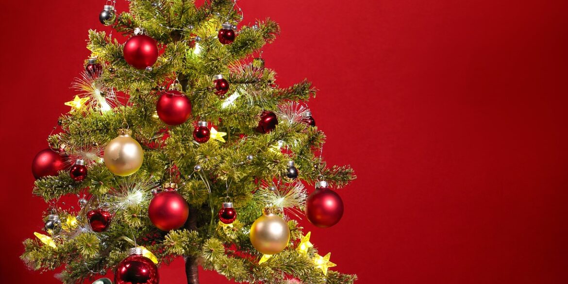 Albero di Natale con regali