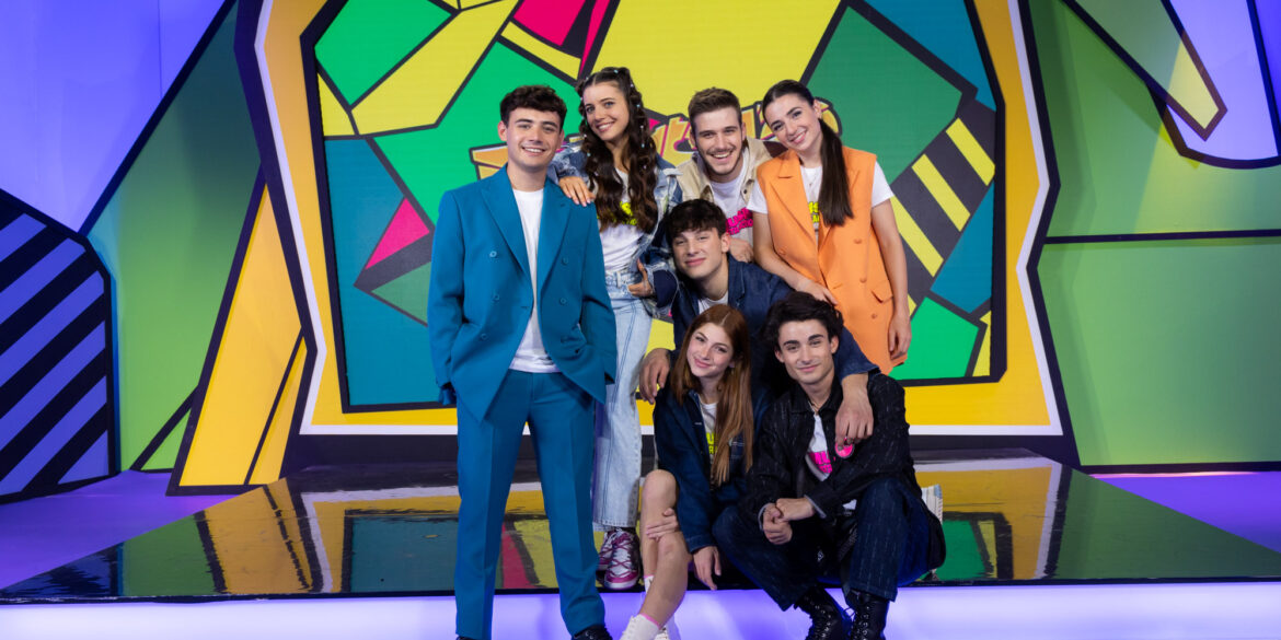 I conduttori di Music Distraction, nuovo programma per ragazzi di DeA Kids