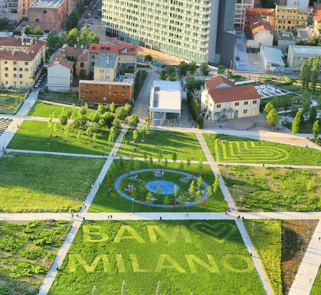 Uno veduta dall'alto a colori della Biblioteca degli alberi a Milano